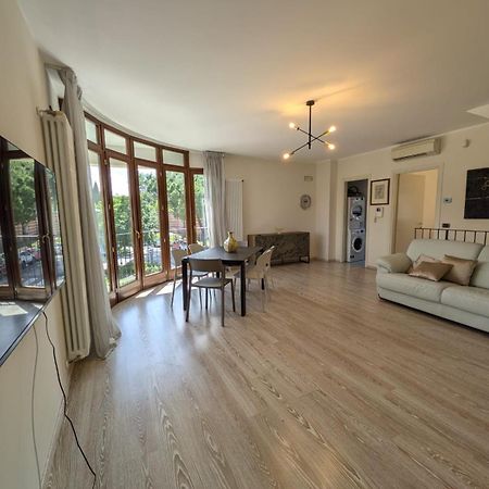 Apartmán Elegante E Indipendente Riccione Exteriér fotografie